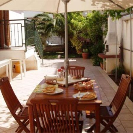 Residenza Del Sole Bed & Breakfast Surbo Exterior foto